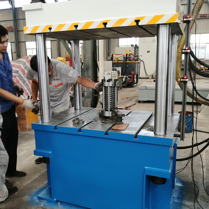 滕州廠家150噸齒輪冷擠壓成型液壓機(jī)150t齒輪一次成型四柱油壓機(jī)